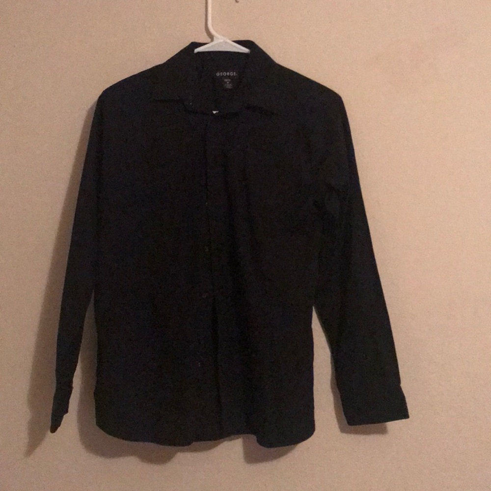 Black shirt